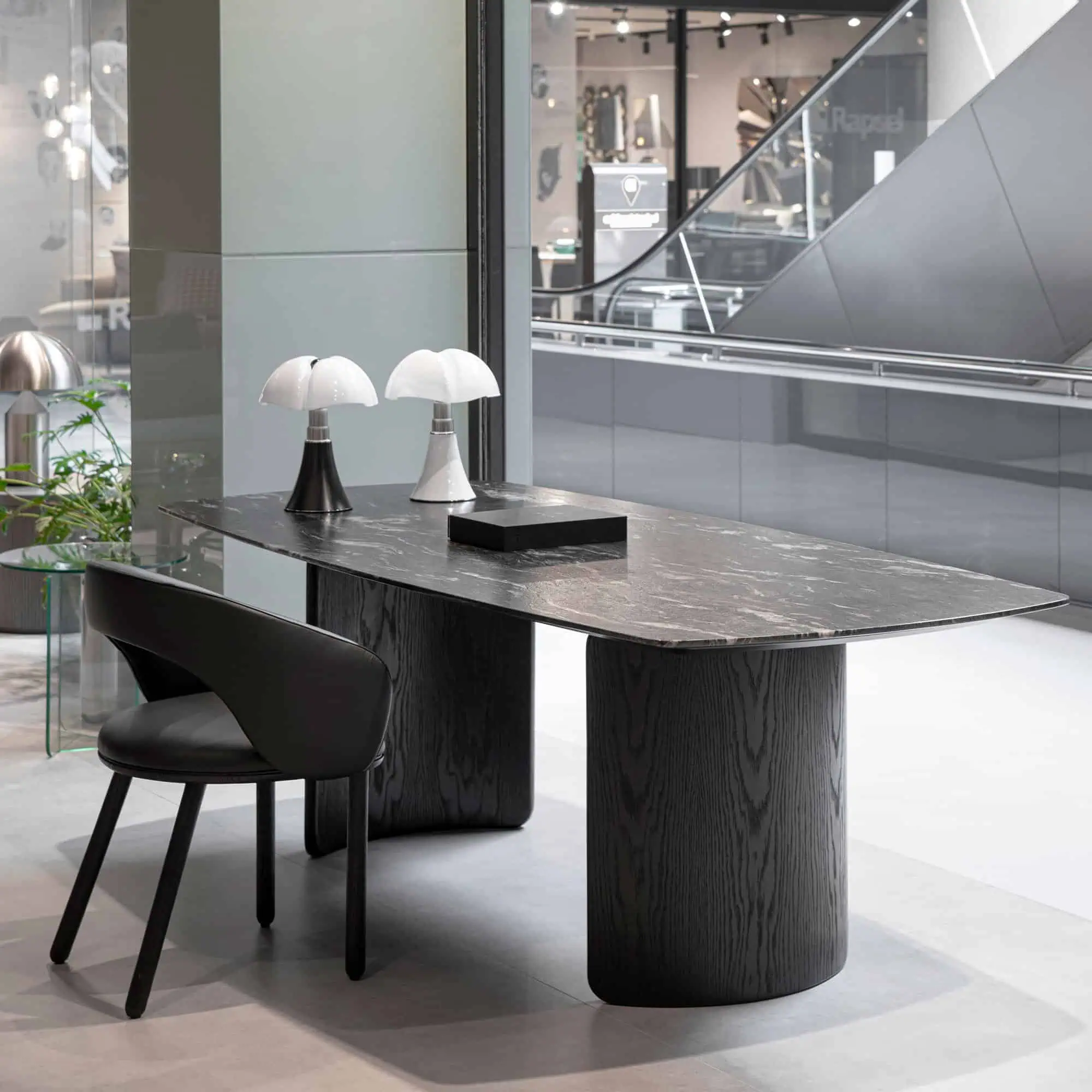Som Interior Milan Masa