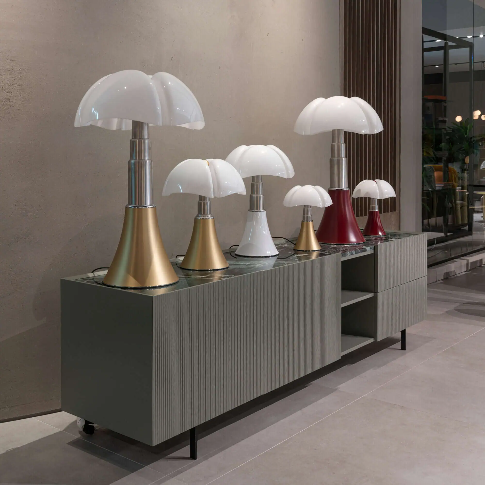 Som Interior Big Konsol